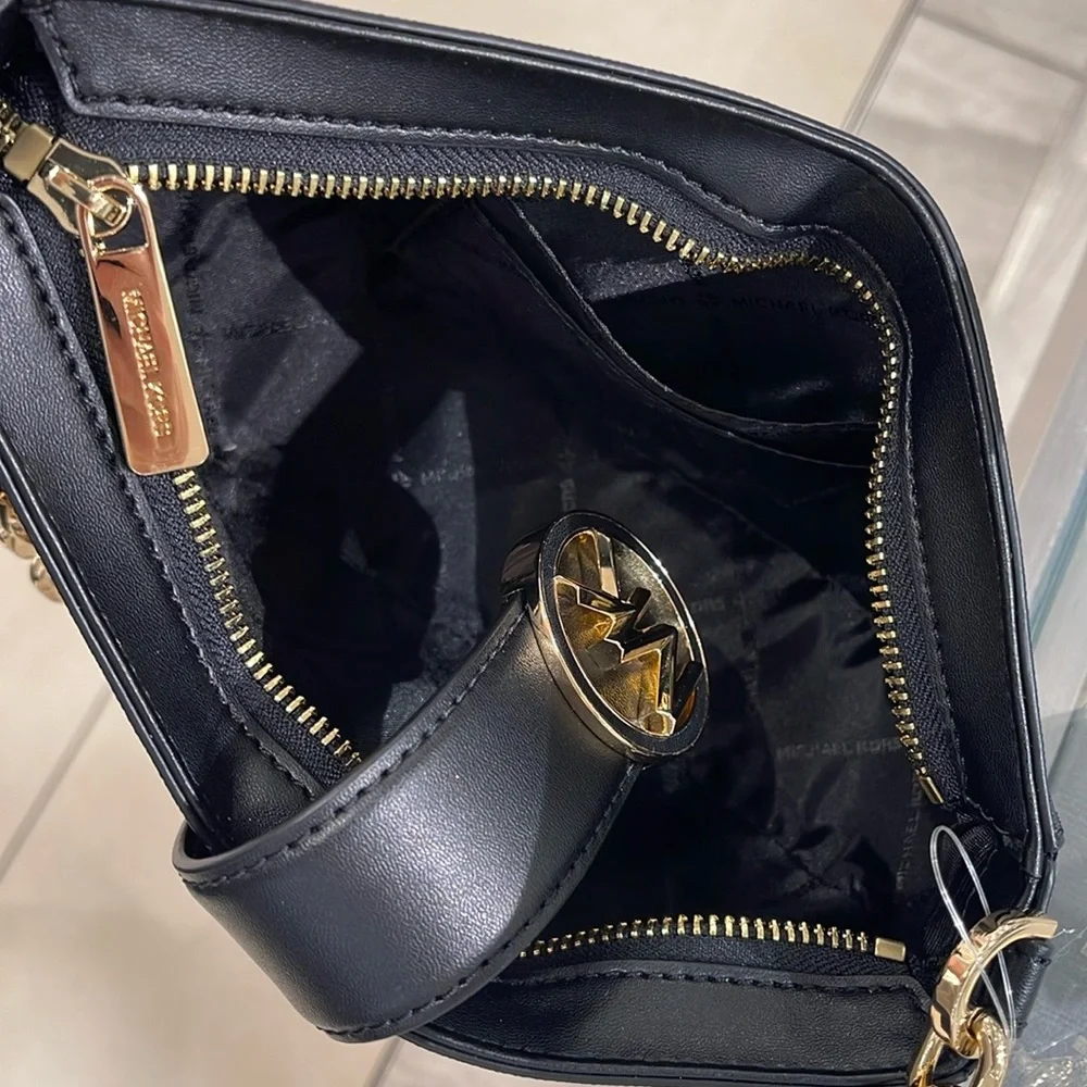 MICHAEL KORS
Carmen Small Shoulder Bag
Black 
NWT - Picture 7 of 16
